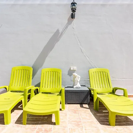 Wintowinrentals With A Huge Terrace In Campanillas Apartment